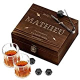 Maverton Ensemble de Pierres à whisky avec 2 verres dans la boîte personnalisée - Cadeau d’anniversaire pour chaque homme - ...