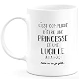 Mug Cadeau Lucille - compliqué d'être Une Princesse et Une Lucille - Cadeau prénom personnalisé Anniversaire Femme noël départ collègue ...