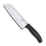 Victorinox Swiss Classic Couteau de Cuisine / Santoku, Lame 17 cm, Lame Alvéolée, Acier Inoxydable, Inoxydable, Coffret Cadeau, Noir